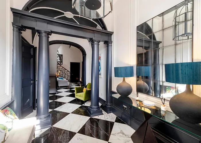 Апартаменты Melville Street Townhouse Эдинбург