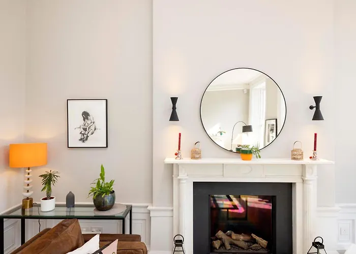 Апартаменты Melville Street Townhouse Эдинбург