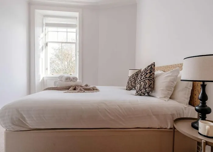 Bright & Elegant Portobello * אדינבורו