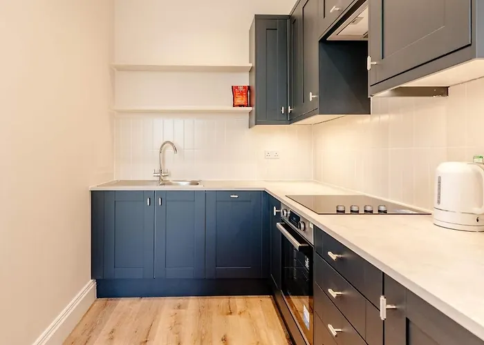 דירה Bright & Elegant Portobello