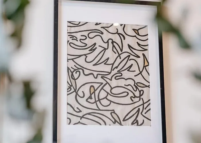 Bright & Elegant Portobello *