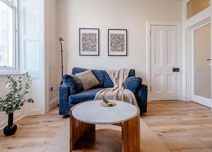 דירה Bright & Elegant Portobello