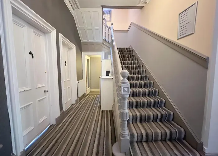 Allison House 16 4* Edimburgo