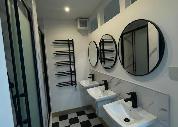 Squarezzz - Group Aparthotel