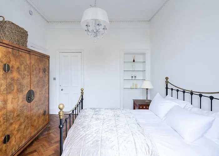 Immaculate One Bedroom Flat In The Centre Apartament Edynburg
