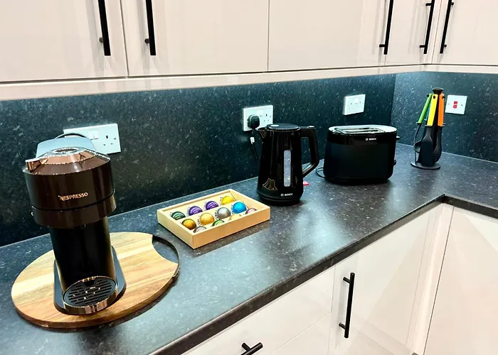 Georgian Luxury - Fast Broadband Wifi - Parking Available *