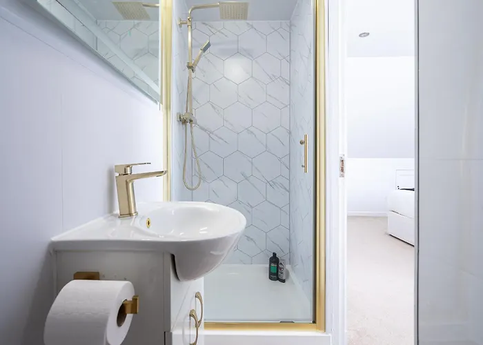 Casa vacanze Centre House - 5 Bedrooms - Sleeps 9 - Parking Edimburgo