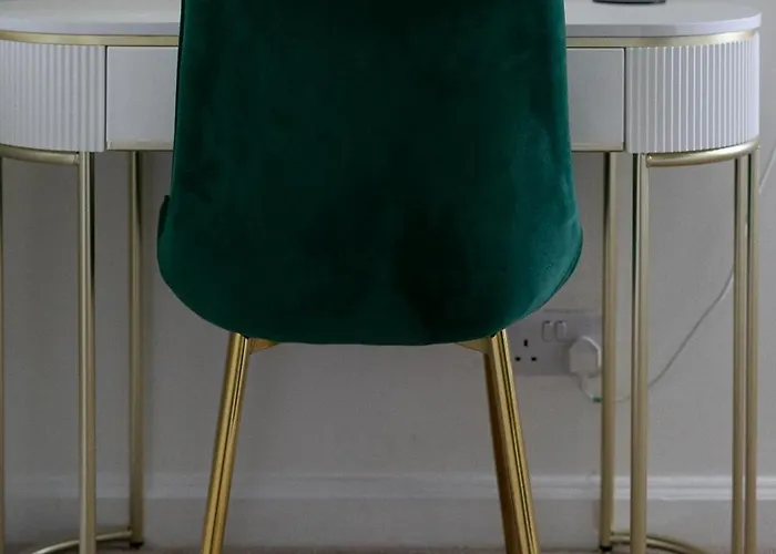 Centre House - 5 Bedrooms - Sleeps 9 - Parking Casa vacanze