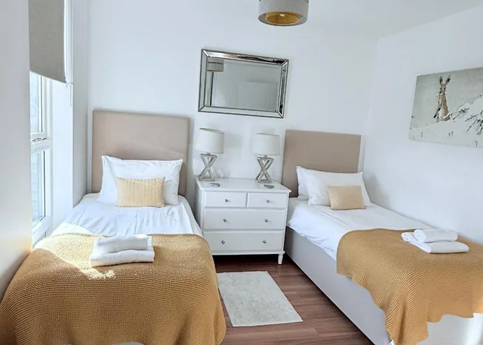 Haven In New Town-2 Bedrooms, 2 Bathrooms *