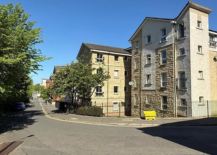 The Tartan * Edinburgh