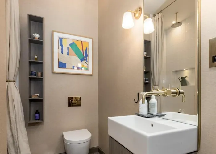 Luxury Wood Panelled West End Gf Flat * Edinburgh