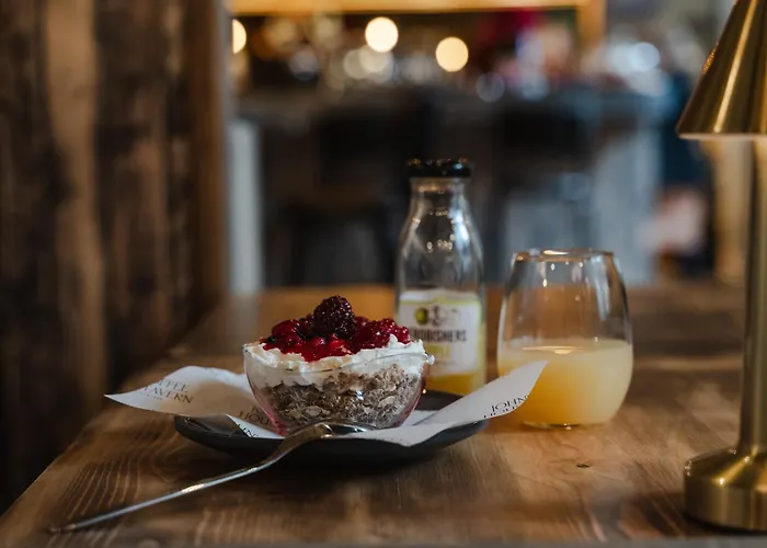 Code - The Court, * Edinburgh