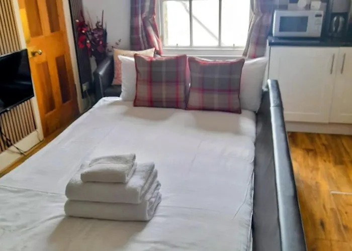 아파트 Bailie Royal Mile 에든버러