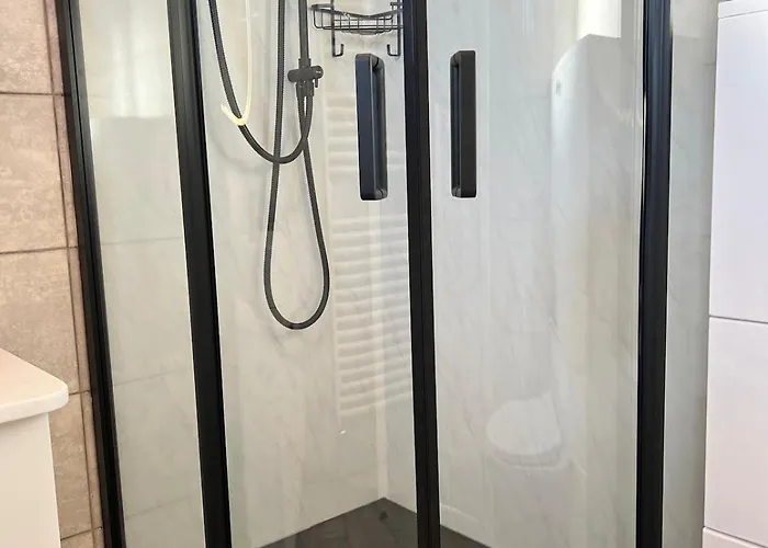 Appartement Self-contained Ground Level With Hill View *