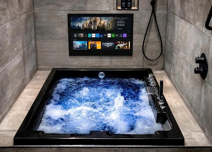 Luxury Old Town With Private Jacuzzi