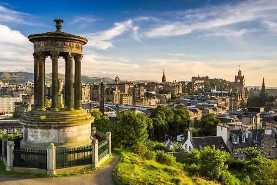 Stylish 3 Bed New Town - Traquair Apartment