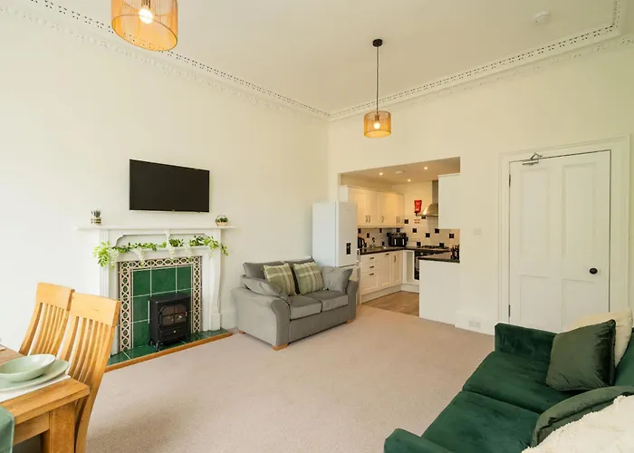 Stylish 3 Bed New Town - Traquair Apartment