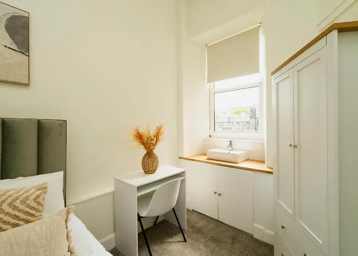 Stylish 3 Bed New Town - Traquair * Edinburgh