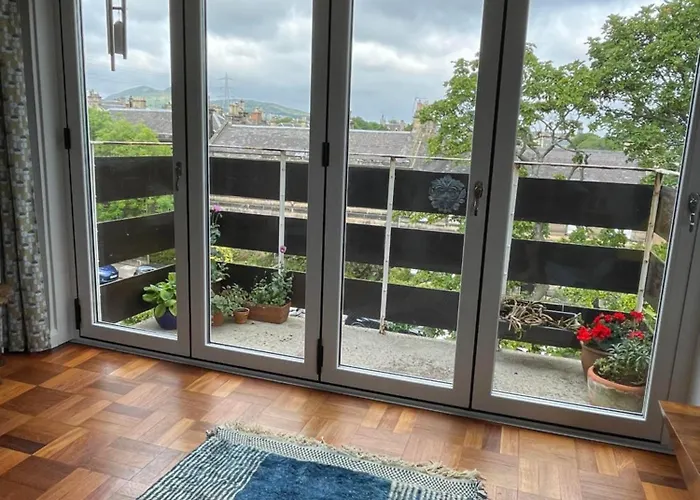 Appartamento Mid-century Gem Steps From The *