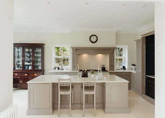 Private And Prestigious Luxury Edinburgh