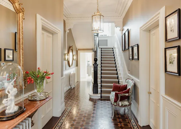 Private And Prestigious Luxury * Edinburgh