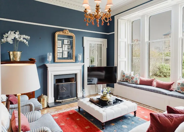 Private And Prestigious Luxury Holiday home