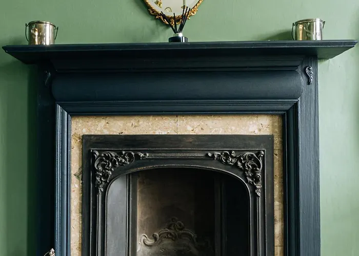 Grade A Listed 2 Bedroom In