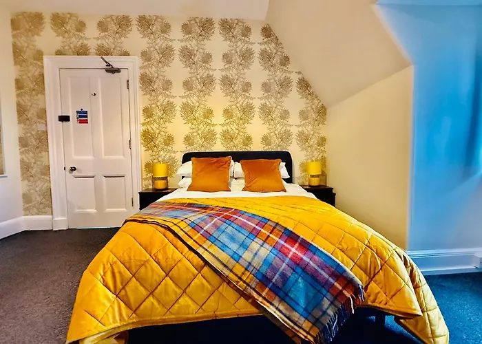 Scot Townhouse 招待所 4*