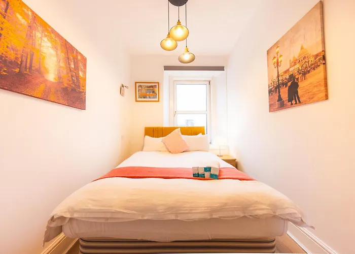 Central Edinburgh Apartment By The Castle Apartamento Edimburgo