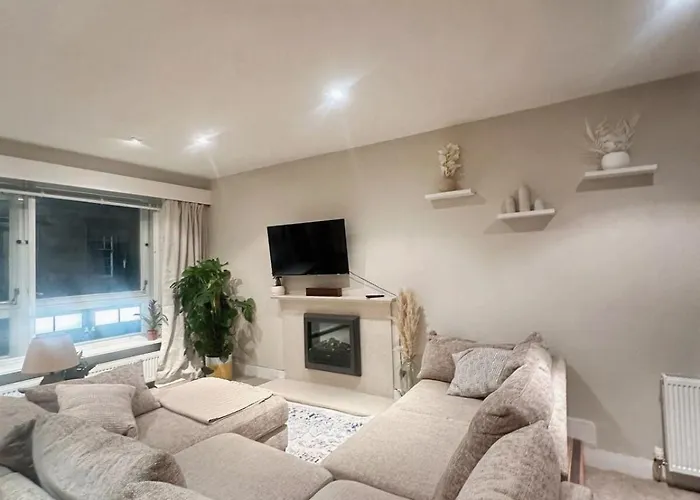 Duplex - Centre 4-bed Retreat Апартаменты *