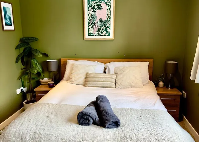 Ocean View Flat With Cozy Vibes Апартаменты *