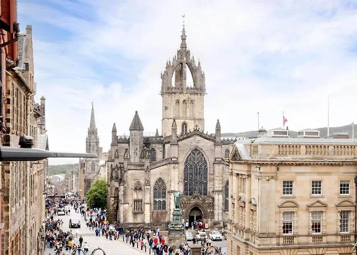 Joivy Stunning In Royal Mile * Эдинбург
