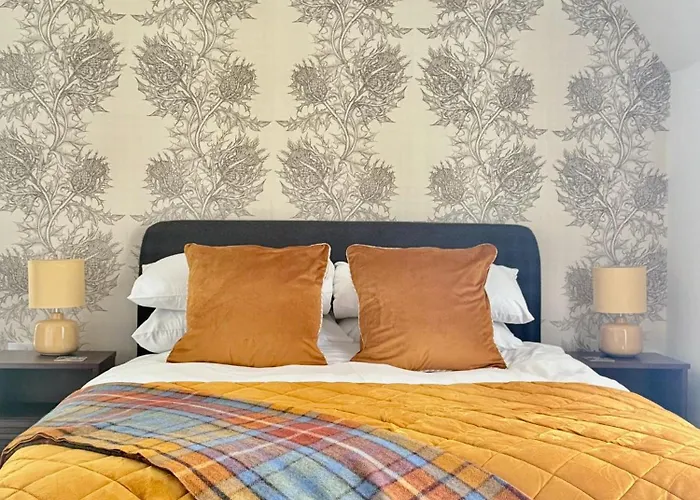 Scot Townhouse