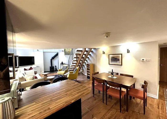 Apartament Stylish 2br - Walk To Attraction Edynburg