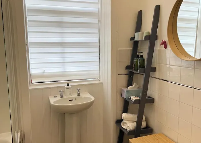 Quiet Garden View 2br Center Near Fringe Edinburgh