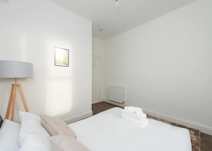 Apartament Cosy 2-bedroom Flat Close To Centre Edynburg