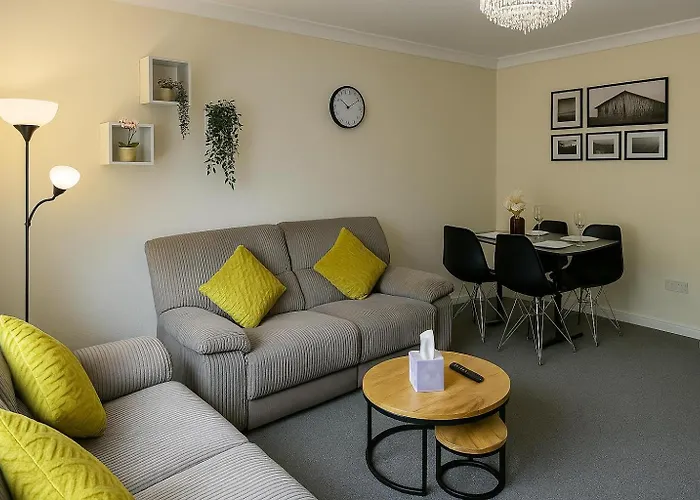 Elegant 2 Bed-ground Floor * Edinburgh