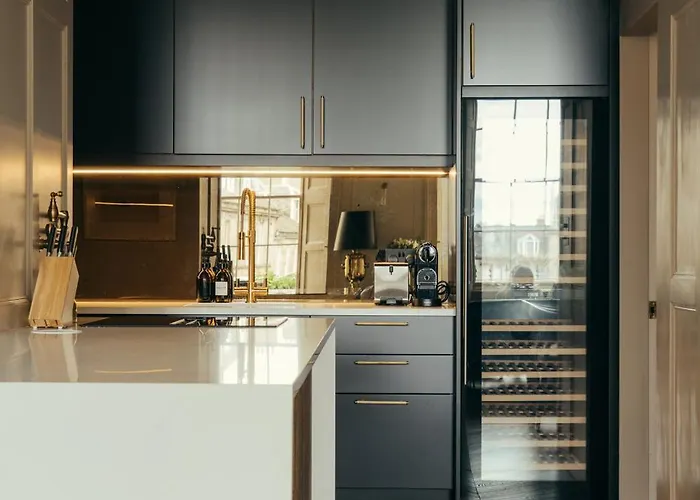 Forth Street 公寓 *