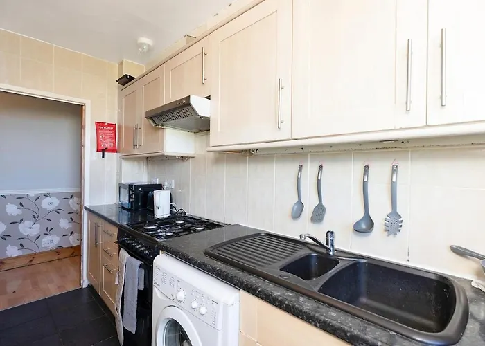Apartament Free Parking - Sleeps 6 - - Good Location Edynburg