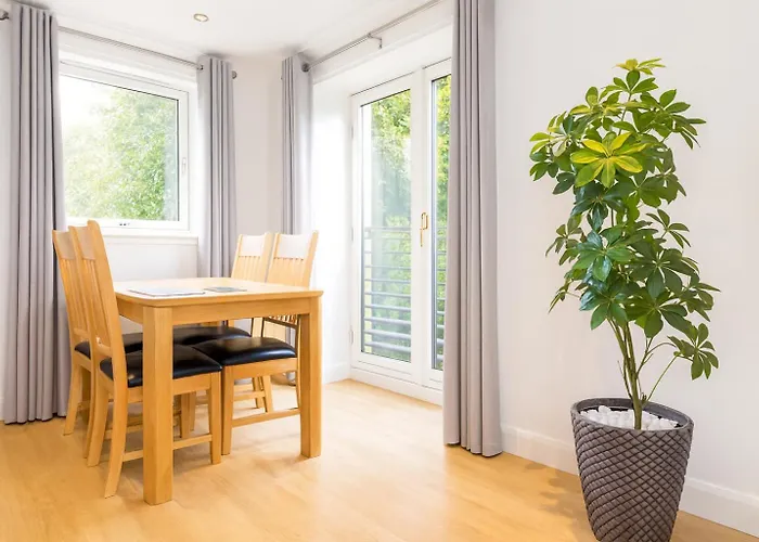 Edinburgh Aparthotel 4* אדינבורו