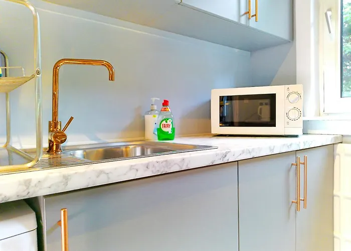 Bright & Spacious Flat By Murrayfield Stadium