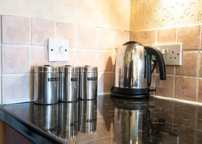 Guestready - Historic Old Town Apartment Edinburgh