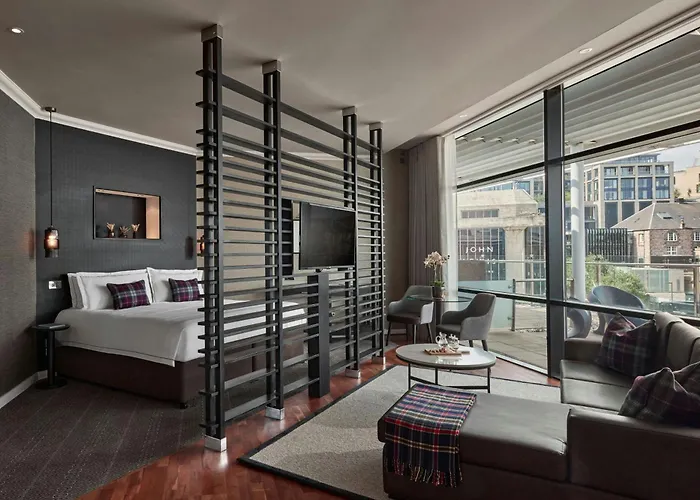 The Glasshouse, Autograph Collection