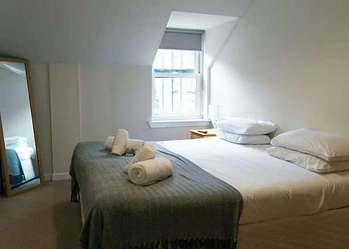 Joivy Lovely Flats Near The Centre * Edinburgh