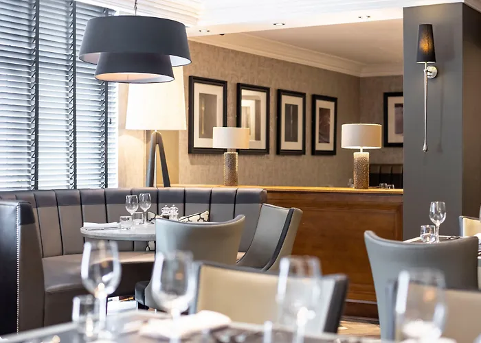 Marriott Holyrood Hotel 4*