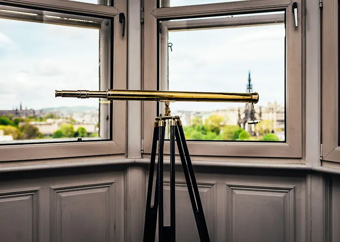 The Scotsman Hotell 4*