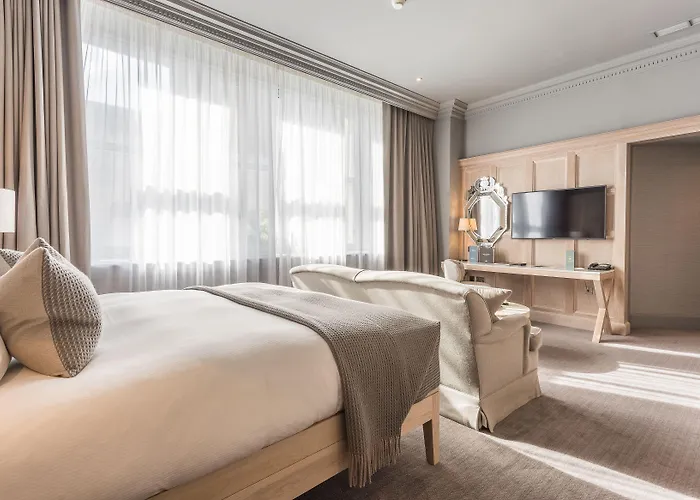 The Scotsman Hotell 4*