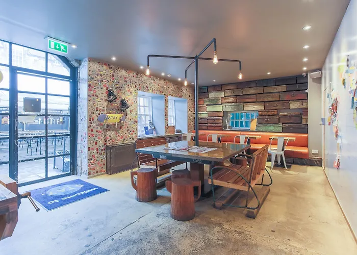 מלון Stay Central Hotel 3*