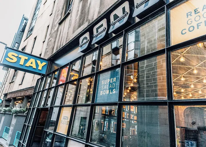 Stay Central Hotel מלון 3*