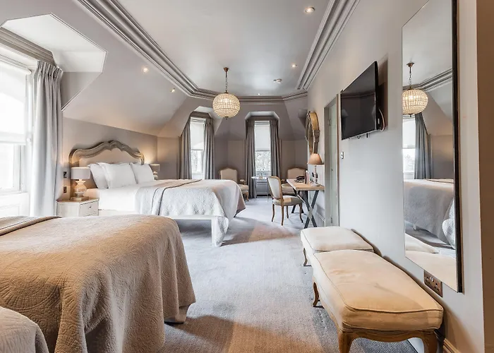 Murrayfield Hotel 4*